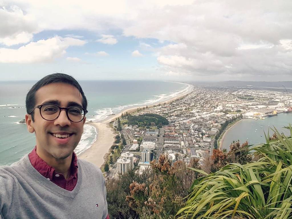Flew over 11,000km back and I just had to. #🤳 #ontopofthemount #mountmauganui #hometown ift.tt/2hVfcAN