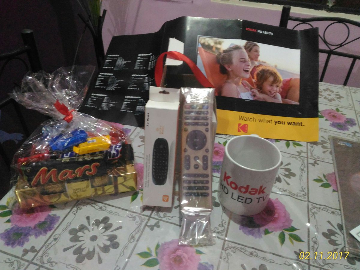 Rishabhprakash4's tweet photo. @kodaktvindia Winning Grand prize of Golden Remote and amazing goodies in #RemoteBattle contest from Kodak TV India .
#KodakTVMemory https://t.co/qCdYCk92Mh