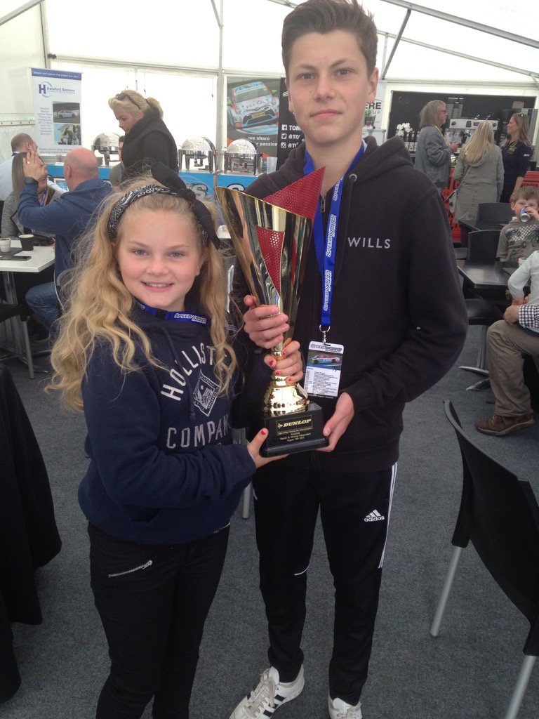 The kids with <a href="/Tomingram80/">Tom Ingram</a> "best independents" award from race 1. Having the best time! Thanks <a href="/LauraLDrysdale/">Laura Drysdale</a>