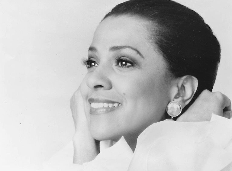 HAPPY BIRTHDAY... KATHLEEN BATTLE! \"UNA VOCE POCO FA\".  