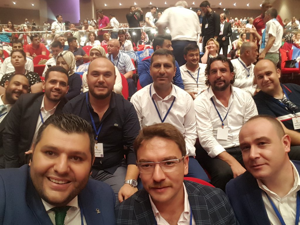 Reis ı cumhur Genel Başkanımız Sayın @RT_Erdogan ı tüm heyecanımızla bekliyoruz <a href="/rizasumer/">Av.Rıza SÜMER</a> <a href="/HTutuncu/">Hakan TÜTÜNCÜ</a> <a href="/hasanbzdmr/">Hasan Bozdemir</a> <a href="/volkan_ylmz07/">Volkan Yılmaz🇹🇷</a>