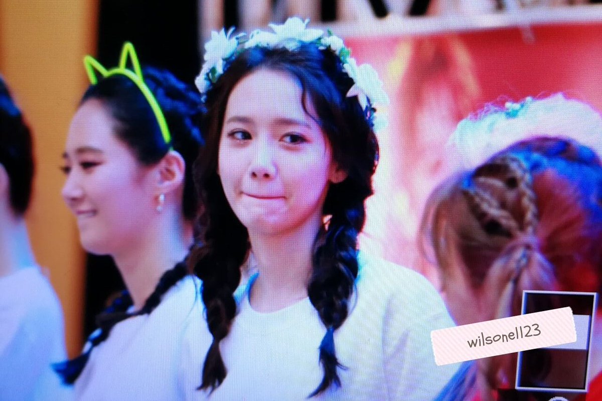 Wilsone1123's tweet photo. #yoona ❤️ https://t.co/kjGqUrK1Il