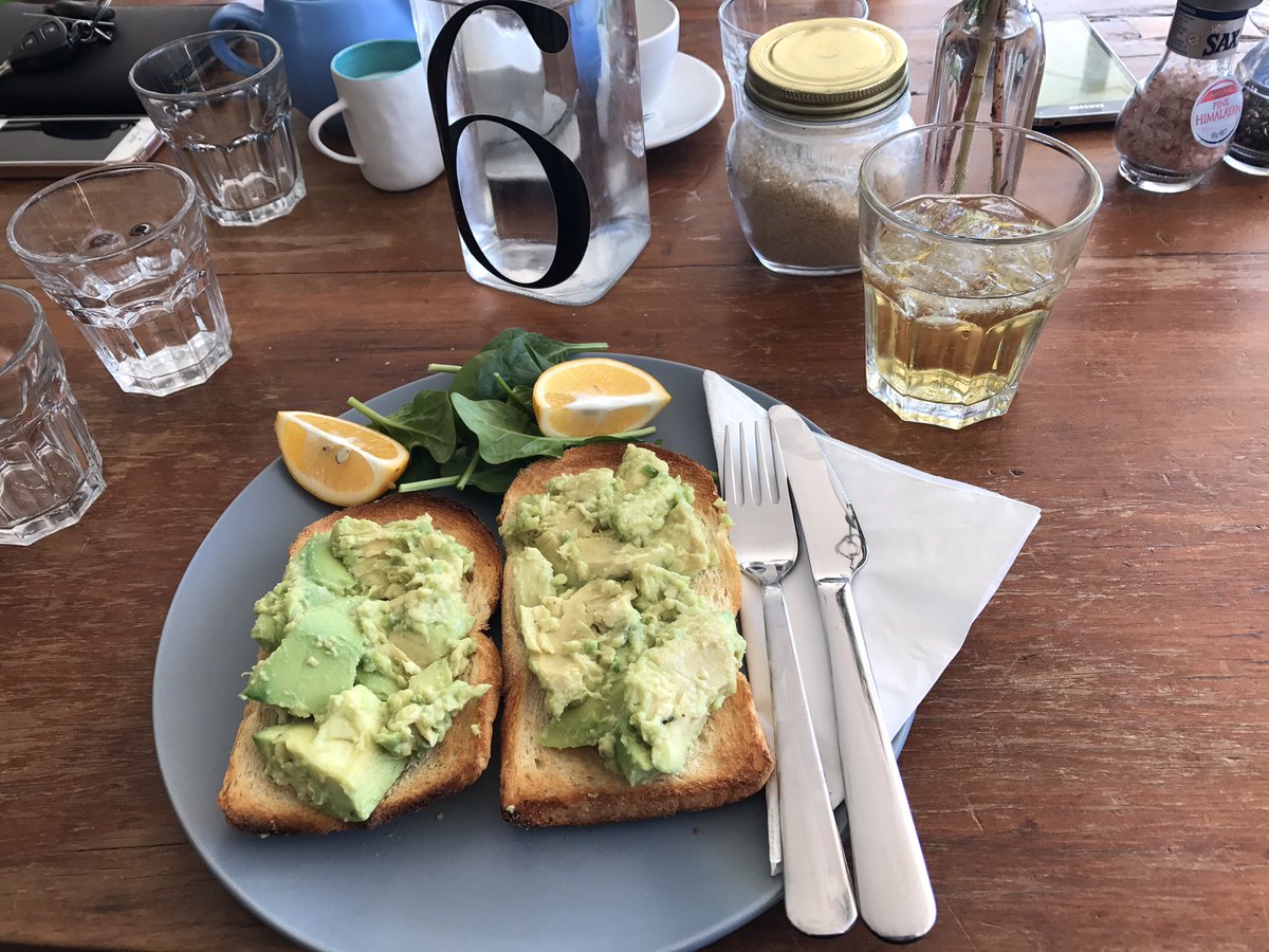 KBrigini's tweet image. Why I don't own a house