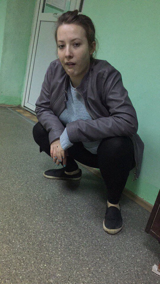 aoF38XjWkB3VGdC's tweet photo. Это Лена-гопник, добавь к себе и будь самым опасным на районе https://t.co/j4KACWIwNy