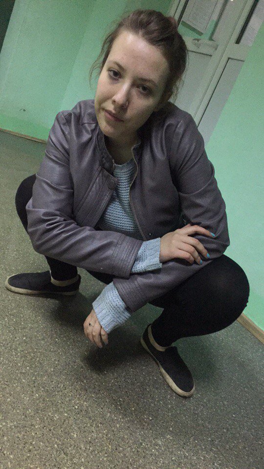 aoF38XjWkB3VGdC's tweet photo. Это Лена-гопник, добавь к себе и будь самым опасным на районе https://t.co/j4KACWIwNy