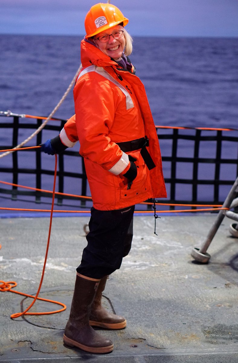DynamicArctic's tweet photo. University of Alaska system educator Deb Greene helps deploy the multi-core on the #sikuliaq #dynamicarctic https://t.co/Ao6K9YQDrr