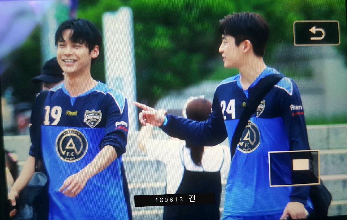 Primavera_92's tweet photo. 170813 풋살 
이 우정 변치말기~!
#매드타운 #이건 #이경탁 #MADTOWN #LEEGEON #유승우 #승우 #황정하 #정하 https://t.co/pMHLWpNvZj