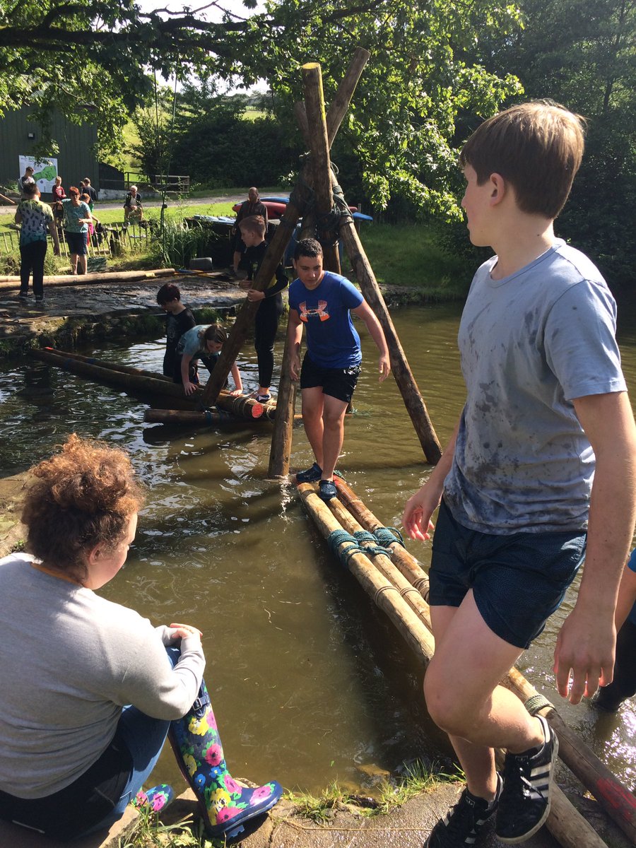 braytonscouts's tweet photo. Scouts walk the plank on our pirate themed week! A safe dry walk over the bridge, now that's good engineering 👌 https://t.co/gFYyccsMth