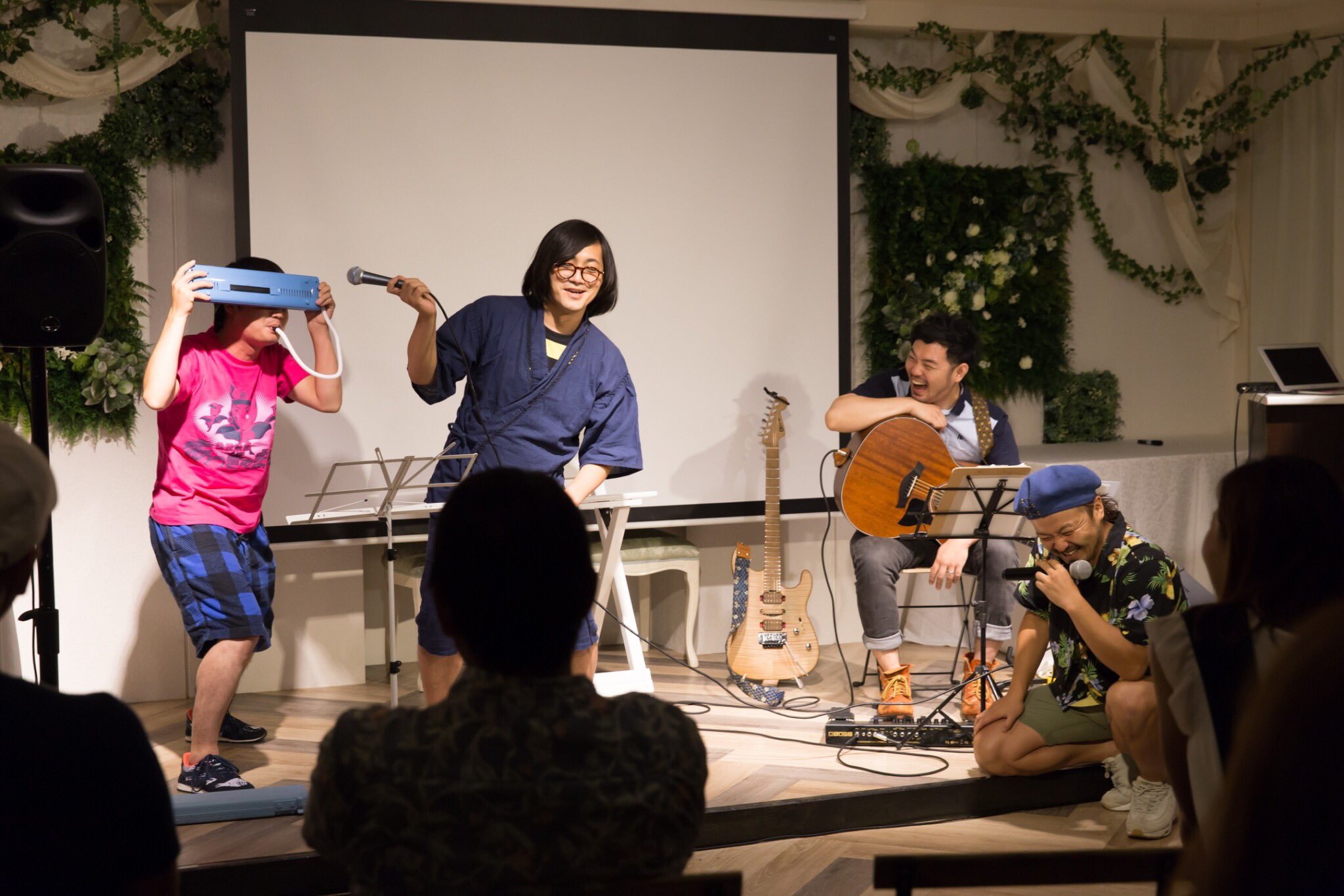 にしね ザ タイガー 昨日は阪神タイガース西岡剛の登場曲を歌っている 強 さんのライブ ツヨズカフェ に少し出させて頂きました 音楽ライブでピアニカやらせてもらいましたよー O 強 Saki マホフォレシタン 松原タニシ にしね ザ タイガー