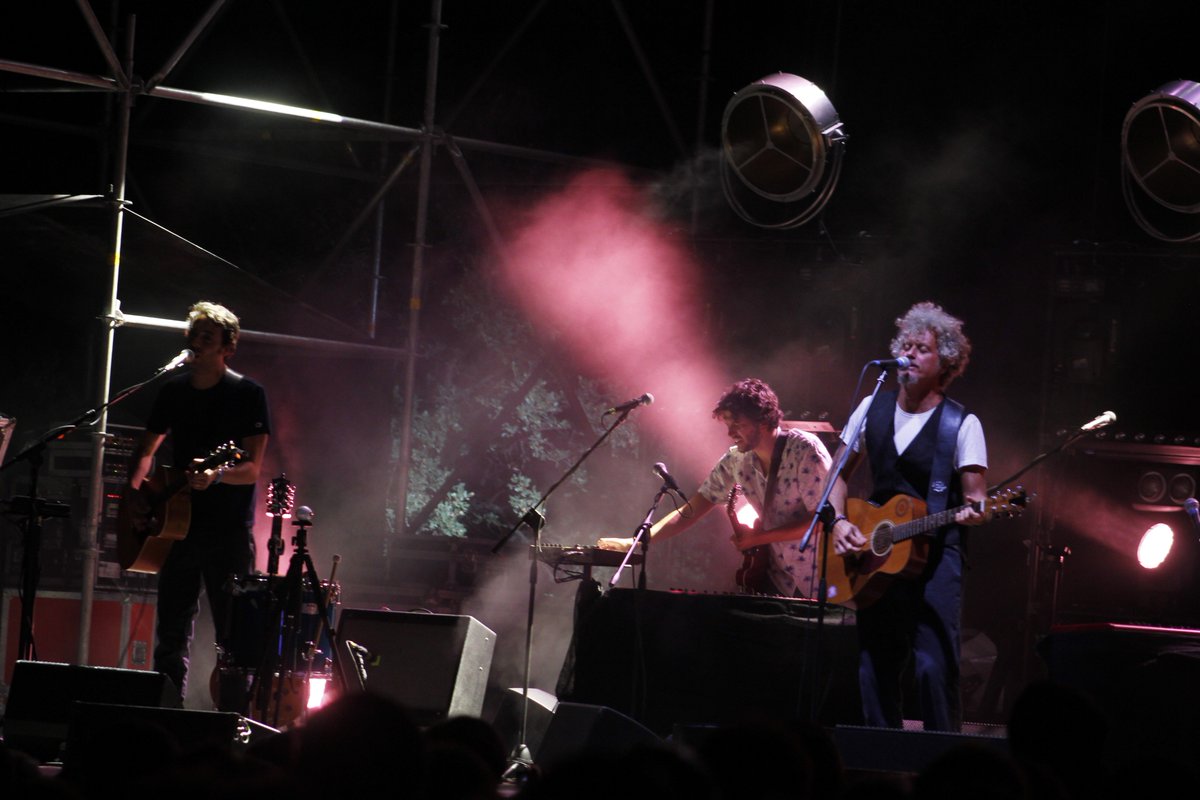ShouzzLive's tweet photo. 20anni di carriera e musica sincera senza compromessi col business mediatico ma in perfetta sinergia con il suo pubblico.
#shouzzyourlive https://t.co/P1rhwtjTMC