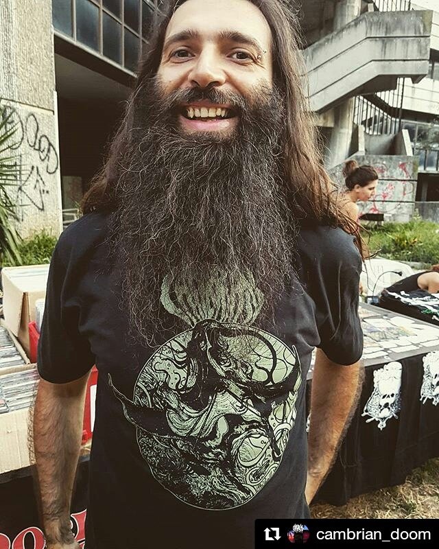 TaxiDriverRec's tweet photo. #cambrian Tees available here: https://t.co/OtX2OuRjkW
#hawaiiandoom #doommetal #sludgedoom #stonerdoom #sludgemetal #alternativeclothing https://t.co/yRcpLBhgIH