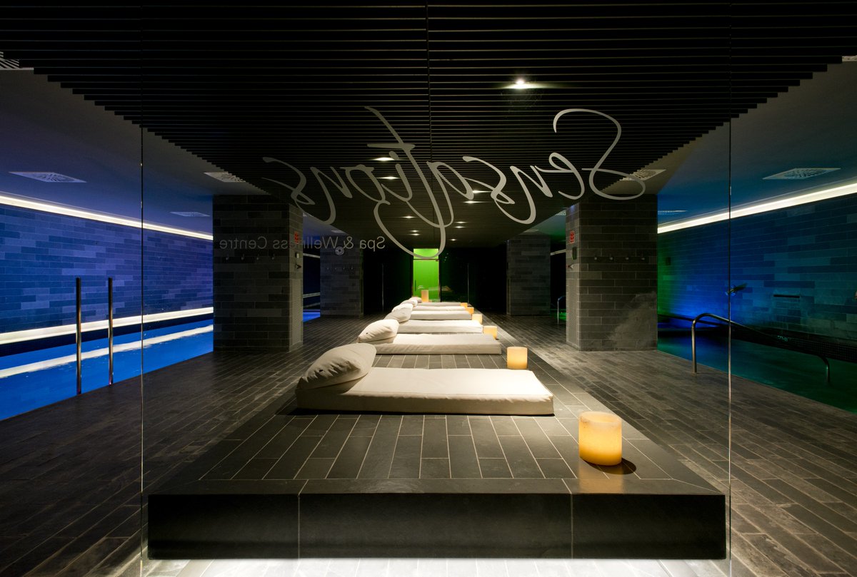 CERRADO POR VACACIONES: DEL 13 al 20 de agosto cerramos nuestro SPA y EL RESTAURANTE. ¡GRACIAS POR VUESTRA COMPRENSIÓN!