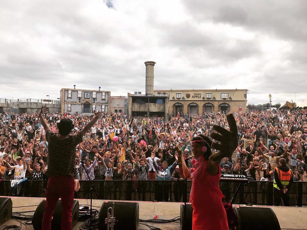 samandthewomp's tweet photo. Massive fun and HUGE #womping @BoomtownFair #towncentre #boom 💥💥💥🙌🙌🙌 https://t.co/LpkKYIc9NH