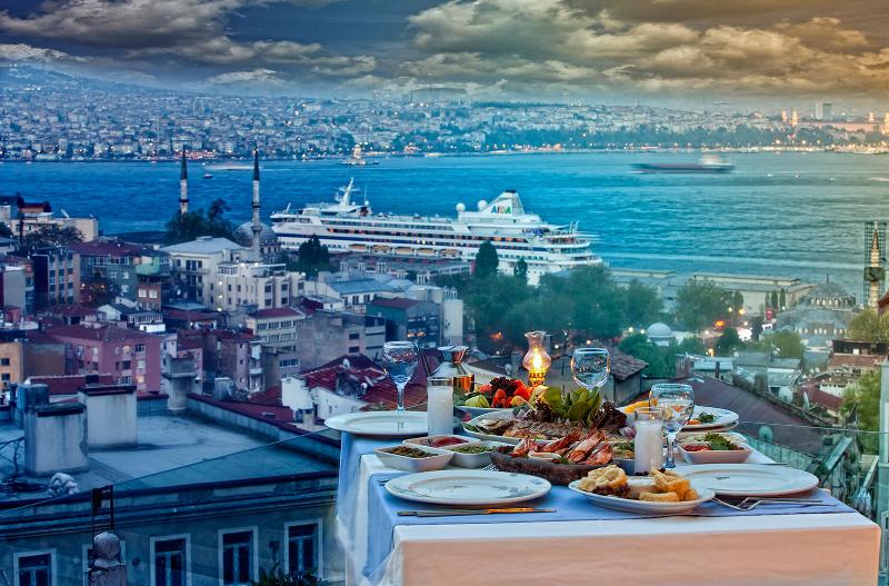 istiklalkultur's tweet photo. Eleos Restoran #İstiklal
#eleosrestoran #istiklalcaddesi #taksim #beyoğlu #restoran 
https://t.co/zNyleJjE47 https://t.co/QEOr5Ucjis