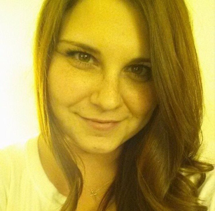 YoungLabWomen's tweet photo. Solidarity with the family, friends &amp; comrades of American hero Heather Heyer, murdered in Charlottesville standing up against the far right https://t.co/wV1QxjRKYZ