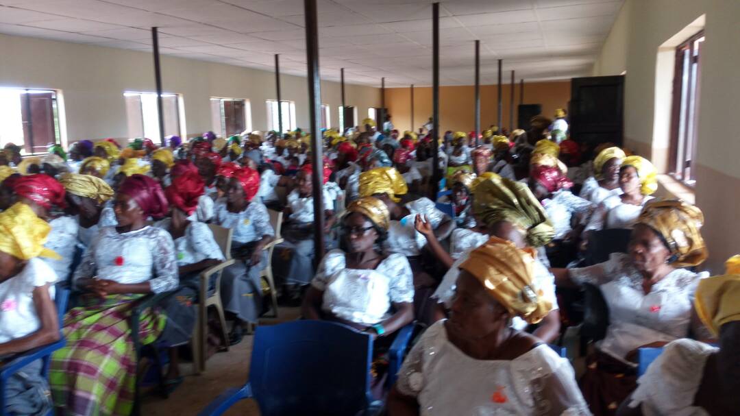 inecnigeria's tweet photo. #CVR2017 mobilization in Abia State for women. INEC making your vote count... Consolidating our democracy... https://t.co/3KkGMjBNYF