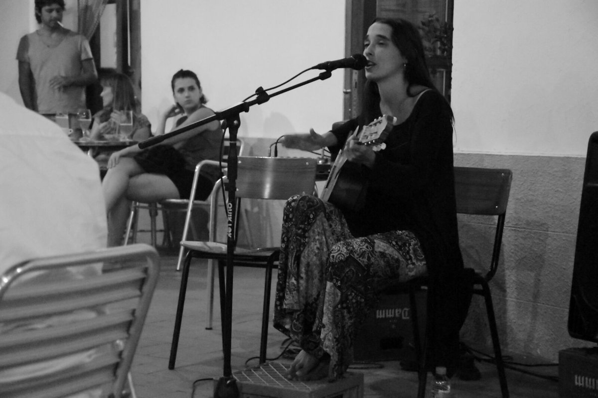 joanenciam's tweet image. Sílvia Tomàs (i Andreu Ubach), cançons d'autora #StopBar #SelvaDeMar #AltEmpordà