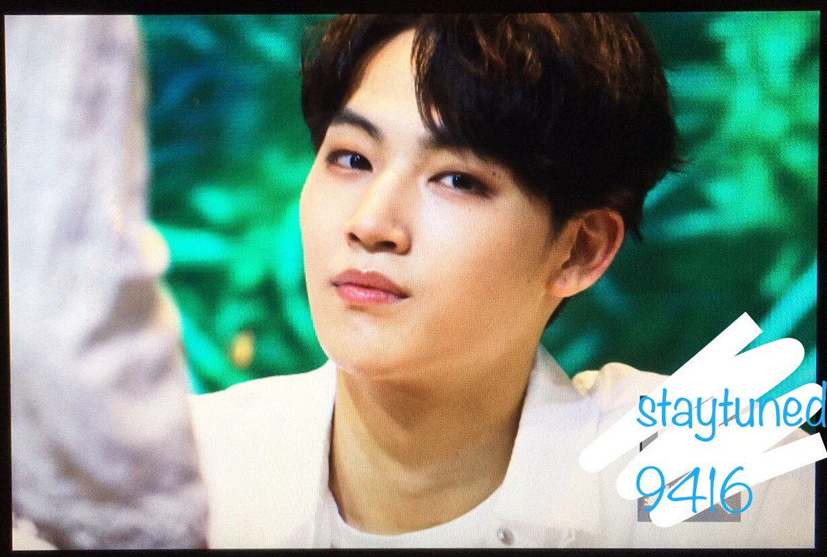 StayTuned9416's tweet photo. [PRE] 170813 종로팬싸 #재범 #JB 오늘도 심쿵행😘 https://t.co/4tKSzVSaXj
