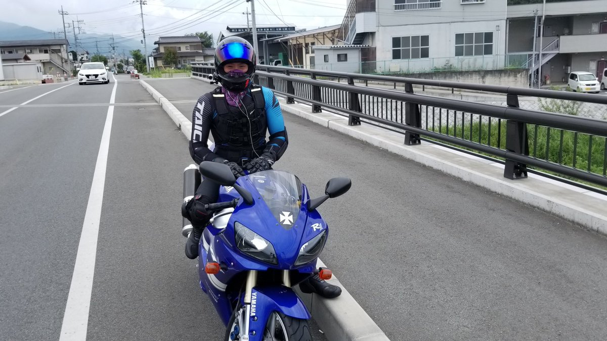 kokossosso's tweet photo. お盆休み

雨の中,山道ワインディング

12時間Riding

超ナイス仲間!!!

#Brutale800 #R1 #GSX-S1000f

#高尾山、多摩 https://t.co/SuX3DVBPp0