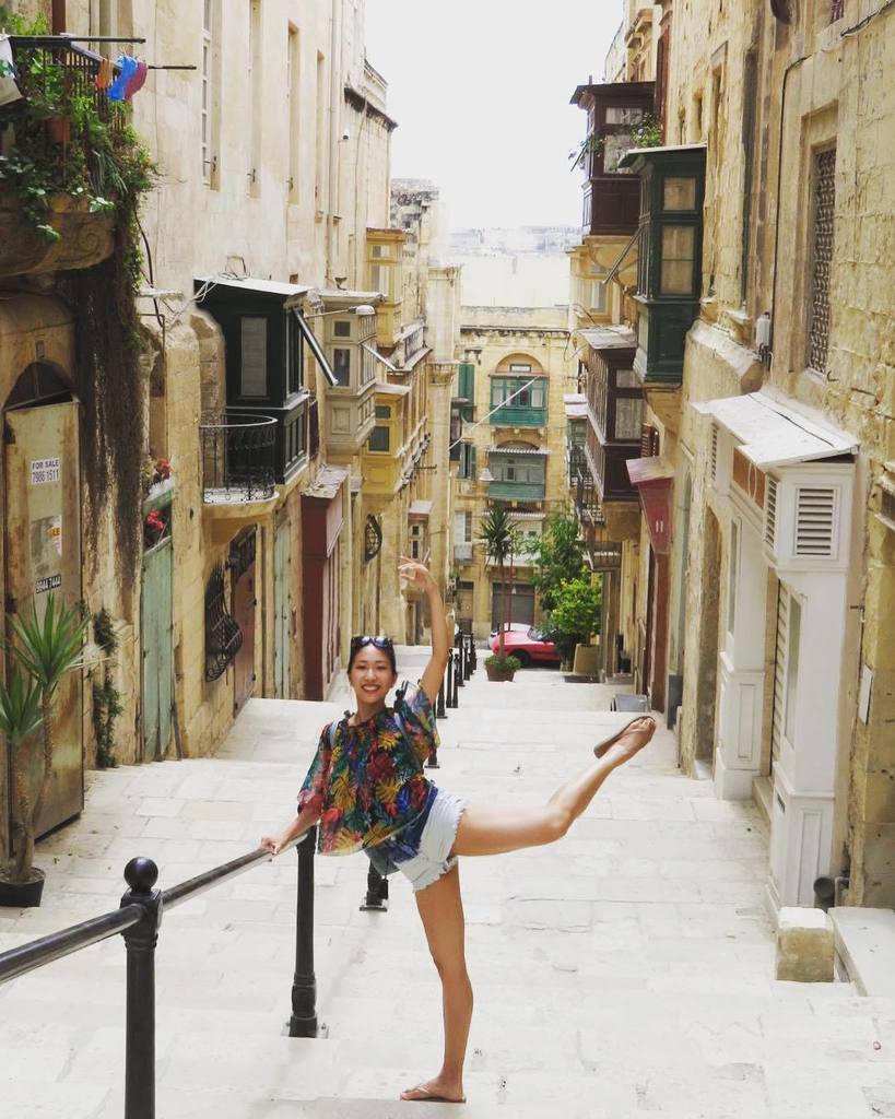 kiki_160754's tweet photo. どこでもバレエ。
*
*
#久しぶりに足上げた 
#1週間 #noballet #nodance
#ballet #balletpose #worldwideballet #Valleta #malta #dance #ball… https://t.co/Pi9x9BsqxQ https://t.co/CrYE5feMfU