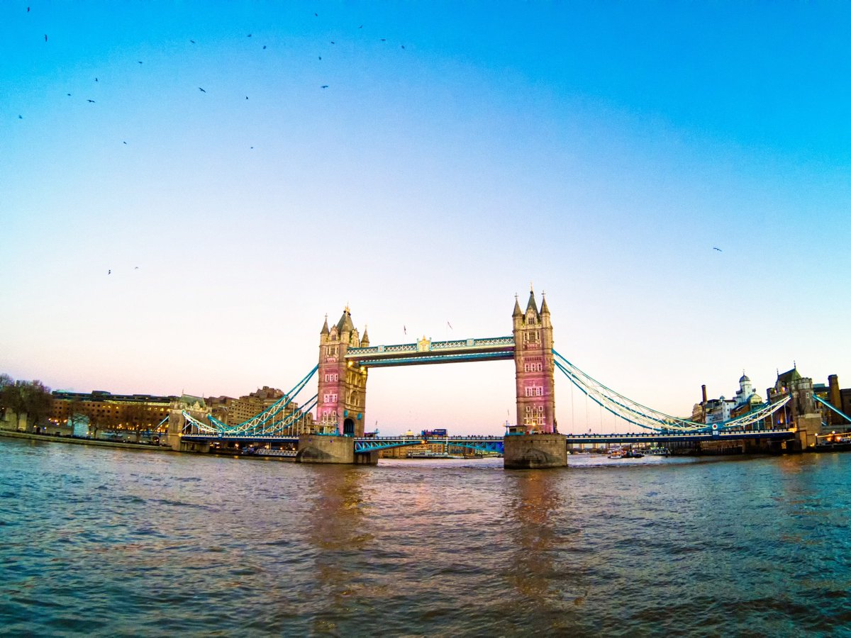 luppa789's tweet photo. London Bridge al tramonto
#GoProIT @GoProIT #GoPro @gopro
Instagram: luppahero https://t.co/J6UE7zTTGK https://t.co/ZAtMPeJkjI