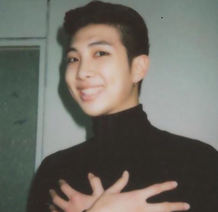 hereforbangtans's tweet photo. When namjoon slays my future. 🤢
#bts #bangtanboys #beyondthescenebts #Beyondthescene #btsarmy #greekarmy #namjoon ❤️ https://t.co/kvTHj6UhzI