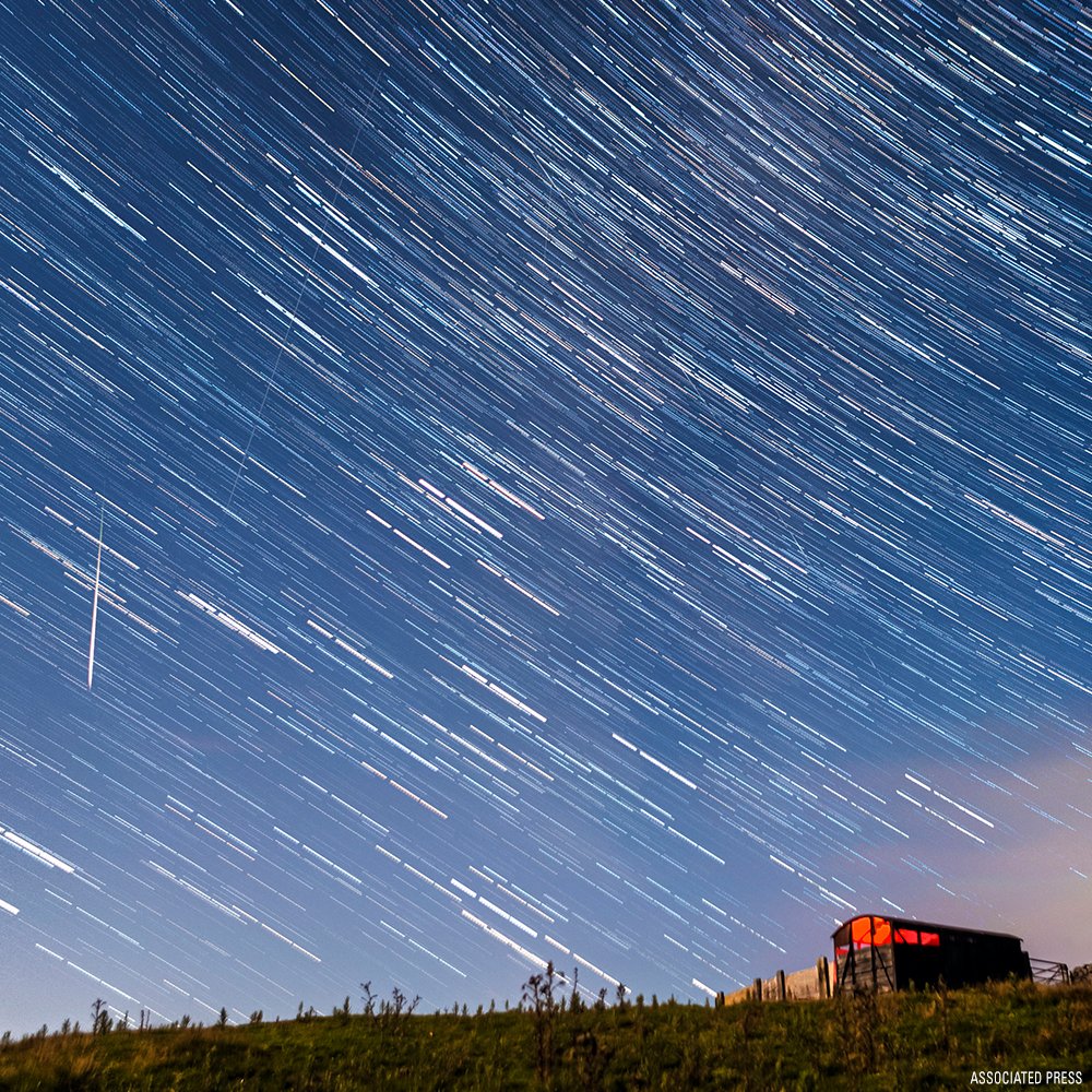 FoxNews's tweet photo. A digital composite of 30 photographs taken over a period of 15 minutes shows a meteor and star trails during the Perseid meteor shower. https://t.co/YoiYuPEcQc