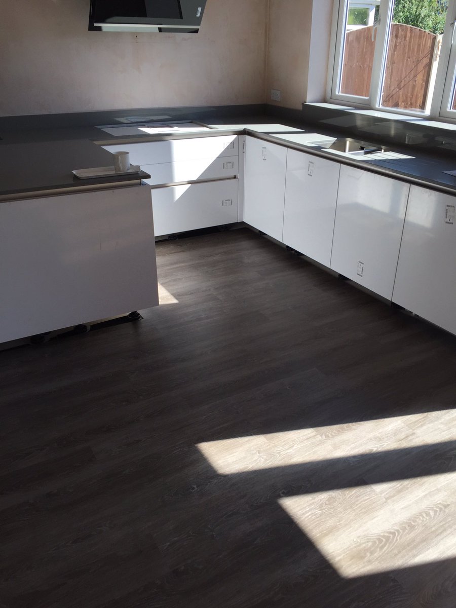 paulcarpetssale's tweet photo. @KarndeanFloors Palio clic lvt installed this week in urmston looks great #floors #karndean #floorlayer #carpets #manchester https://t.co/tOQc6w5nKZ