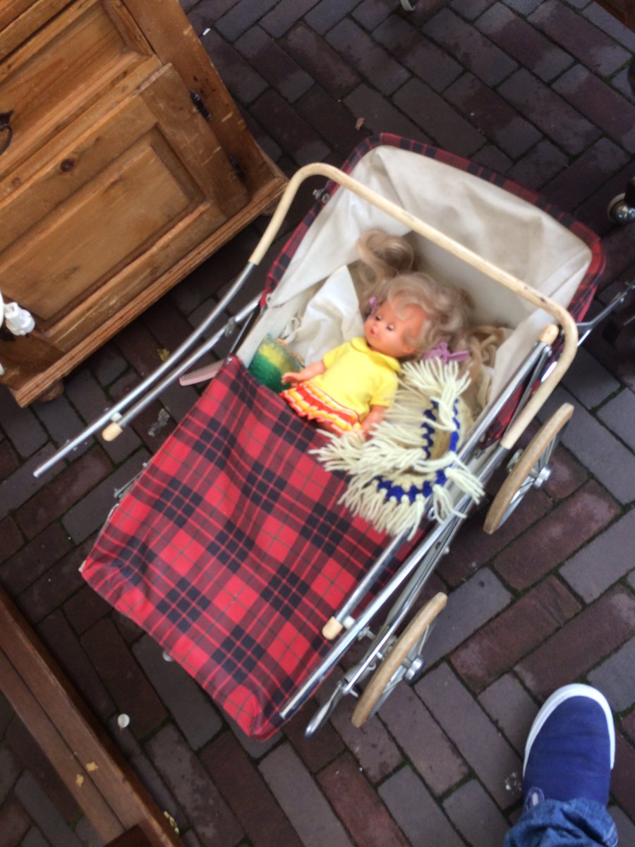 EustaceEusts's tweet photo. Exploring the market in Rotterdam, something I love on a Saturday #Rotterdam #markt #markhal https://t.co/TnTW8lwVMr