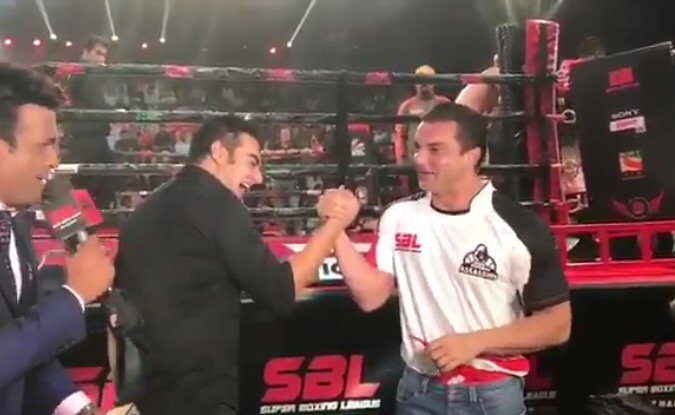 arunkunal's tweet photo. @arbaazSkhan @SohailKhan #MarathaYoddhas inside and outside the ring ...
#SBL champions 🏆 #SBLFinals https://t.co/v2DXI1uzGX