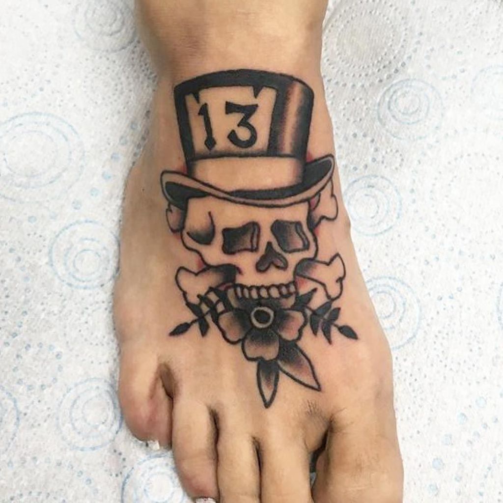 420 Tattoo Studio on X: "Cool trad skull by @izyquinny_tattoo #420tattoostudio #cwmbran . . . @king_morg! #trad #traditionaltattoo #traditional #skull #flower #1… https://t.co/WlAOQQPdju" / X