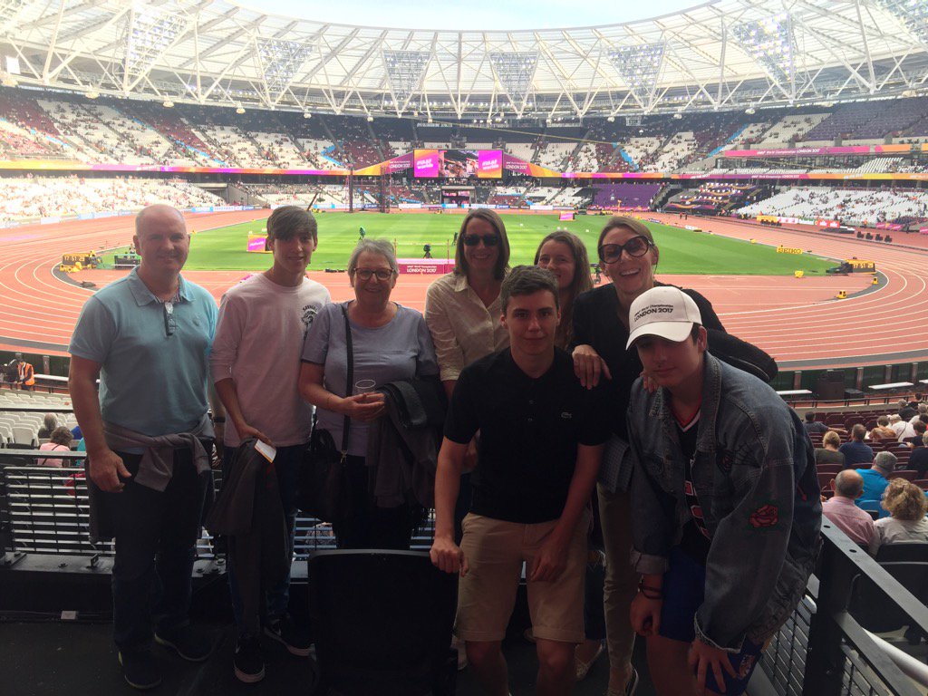 HOWTOEXPERIENCE's tweet image. At #iaafworlds for final night!