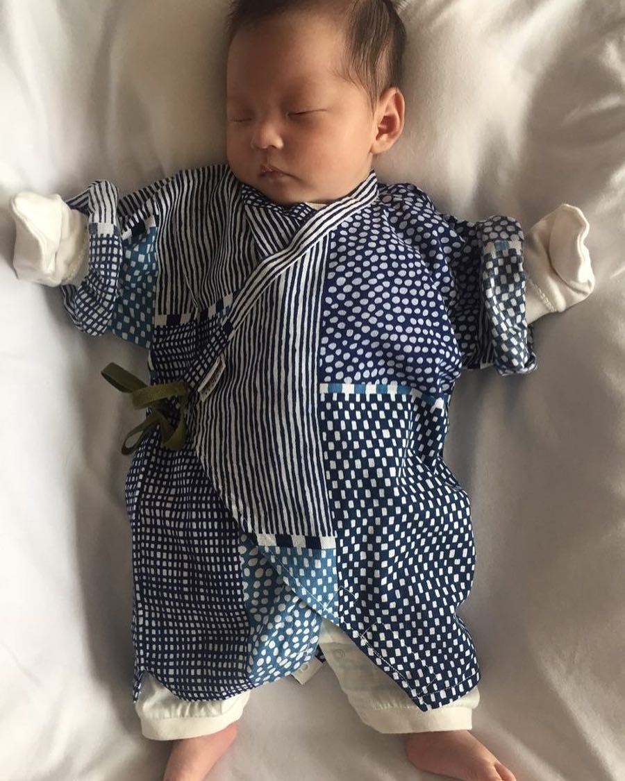 hyoniikang's tweet photo. 고모됐어요🙌 아주잘어울리네 우리시우 😘 #강시우 #welcometotheworld #sousou https://t.co/kbZJ1ogGCT