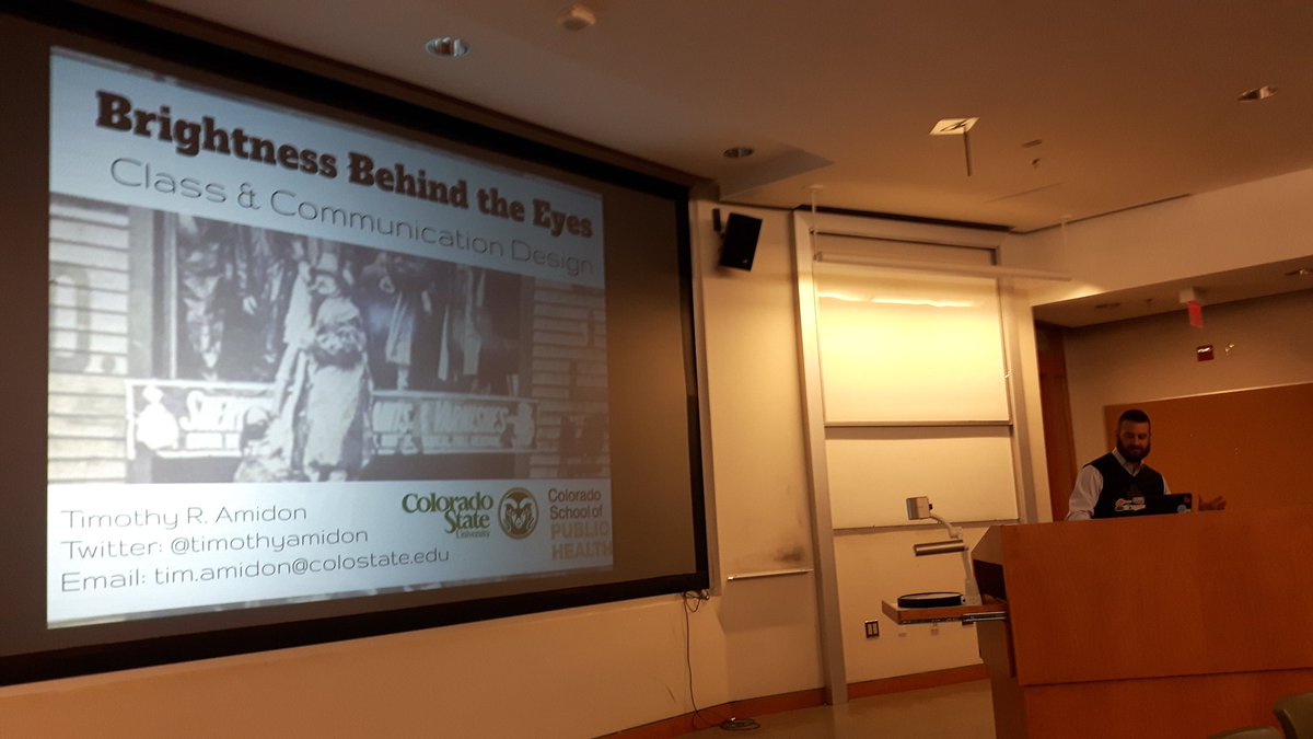 ORhetorBinod's tweet image. #sigdoc17  @RoweBusiness  Ignite Talks underway. Tim Amidon igniting the set