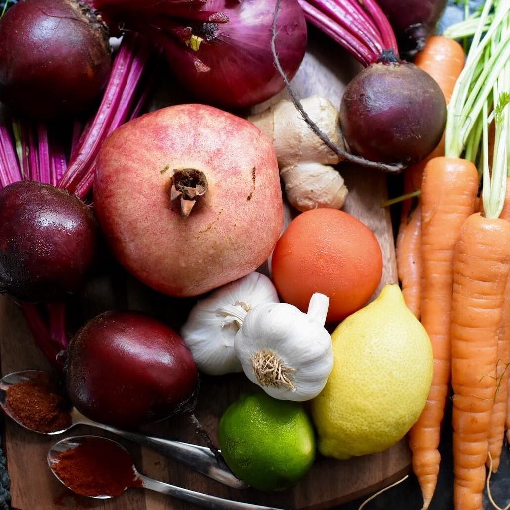 QuiteSated's tweet photo. From my midsummery kitchen -  a few ingredients for a delicious dinner (couldn’t fit everything in the frame.  Pic… https://t.co/DcSuLdmg7A https://t.co/YmJTEjLmUA