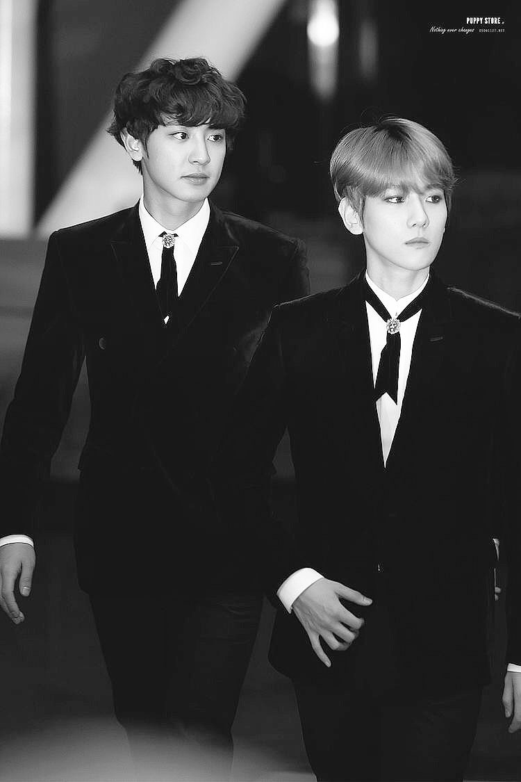 Chanbaek 🔞 tweet media