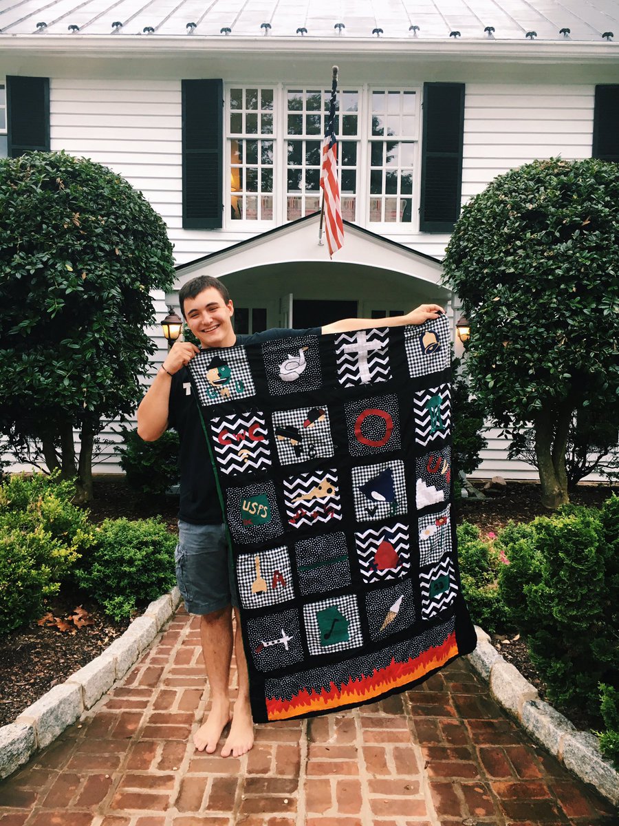 straddiemoud's tweet photo. apart 1 week &amp; my boy straight up HAND STITCHES ME A QUILT with all my fav things &amp; memories of us (fire at the bottom "to keep you warm") https://t.co/nwyPKS0uyD