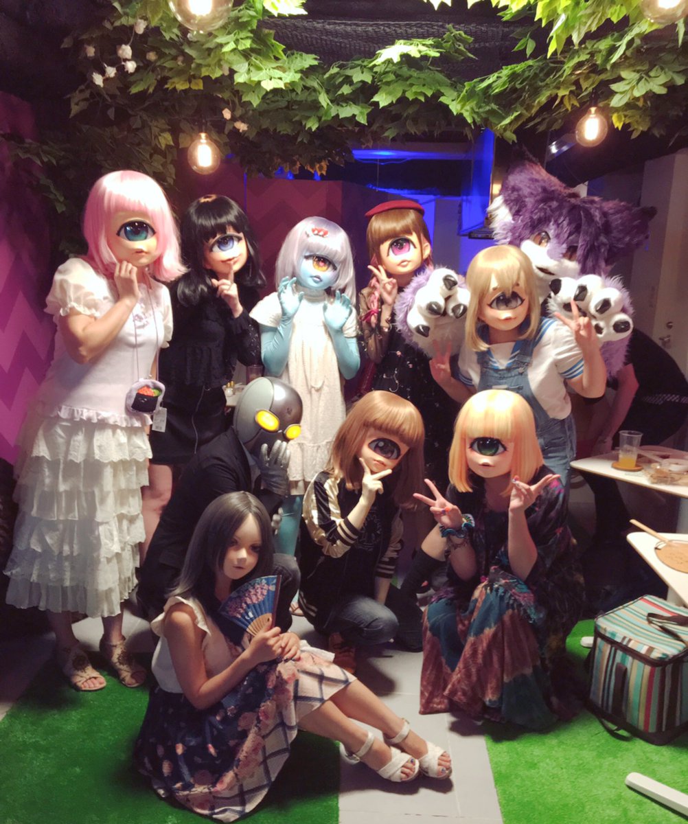 小沢団子 というわけで秋葉原のmonster Party開店もうちょっとだよ頑張れお披露目パーティー 今勝手につけました に行って来ましたぞい Monsterparty モンスターパーティ