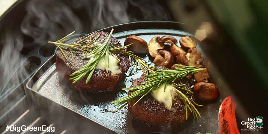 BigGreenEgg's tweet photo. Happy Filet Mignon Day! @RickyWJr of @lifehouse shared his Cast Iron Ancho Chile Espresso Filet Mignon with us! https://t.co/tJDVRIyt43 https://t.co/j9GKKZqpeg