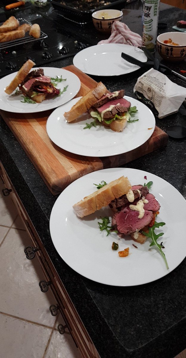 steveroid's tweet photo. Followed @GordonRamsay recipe, turned out alright i'd say ;) https://t.co/D5ig9VJuil
