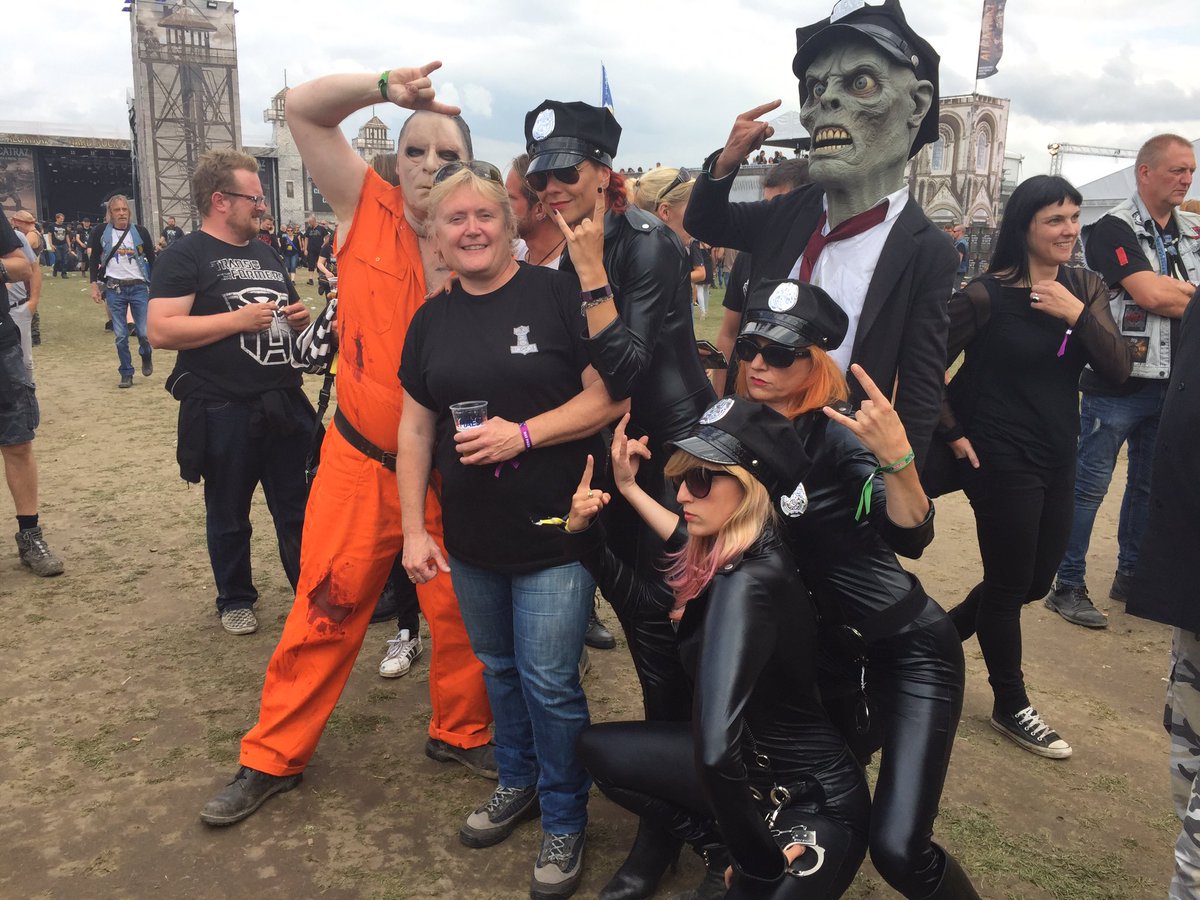 NancySix's tweet photo. Alles ok @#ALCATRAZ17 #Kortrijk https://t.co/nOtu79gGwT