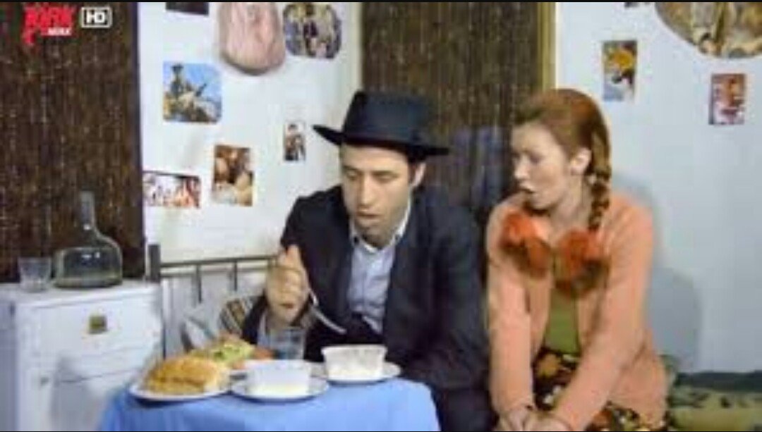 Osman duyduğuma göre abimi dövmüş sün evet kafasını 5 e böldüm hıyarın.