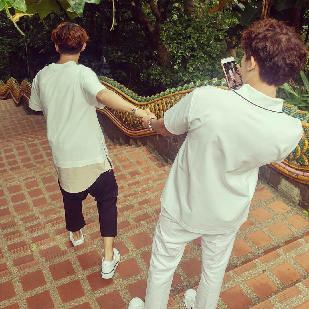 2yupm2's tweet photo. ♥♥🏠우리 집으로 가자🏠♥♥
#デートなう 
#DATENOW
#JUN_K #준케이 #MINJUN #민준 #SUKI #DAISUKI #AISHITERU #ILOVEYOU #사랑해요 https://t.co/hXGNv6F0rm