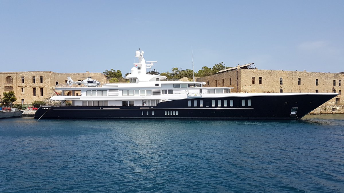 Just a helicopter on the back of a yacht #harbourtour #malta #sliema