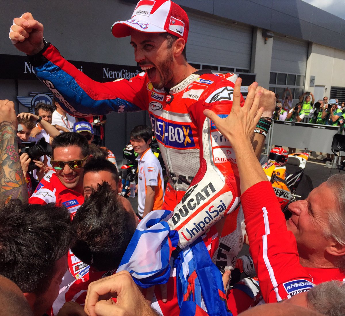 Man Of The Day! 3rd win of the season!!! 👏🏻👏🏻👏🏻👏🏻 #ForzaDucati #ForzaDovi #AustrianGP #MotoGP