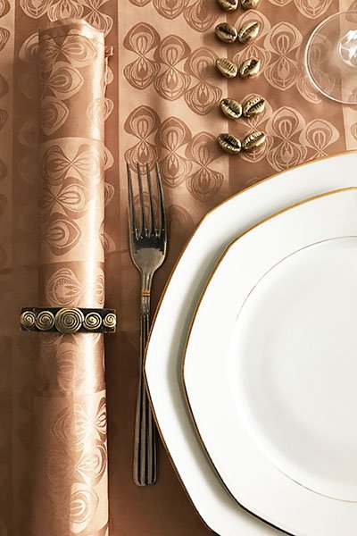 Art_Africain's tweet photo. Bon dimanche à tous !
Rond de serviette "Ashanti" sur https://t.co/AFrYbWK2rW
#decoration #ArtAfrique #home #interiordesign #gastronomie https://t.co/BjbPuqjFYL