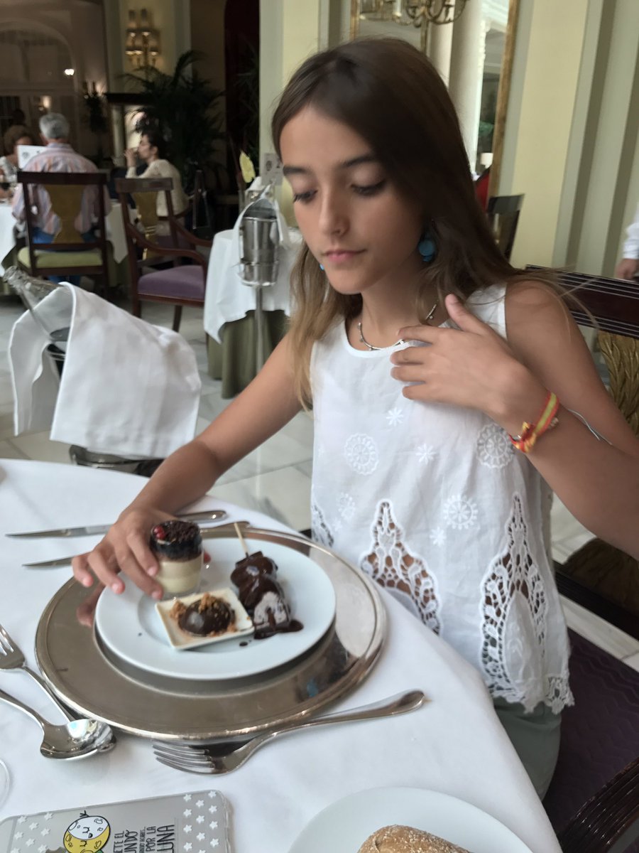 Fabuloso el ópera brunch de @Westin_Palace 👍🏼😋😋💜