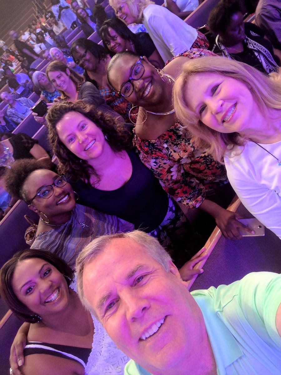 ShockleyM's tweet photo. Dad came through with the selfie! @MiltonMShockley @SariaPeters 

#myRedemption #UnderTheInfluence https://t.co/SEf5BivYjZ