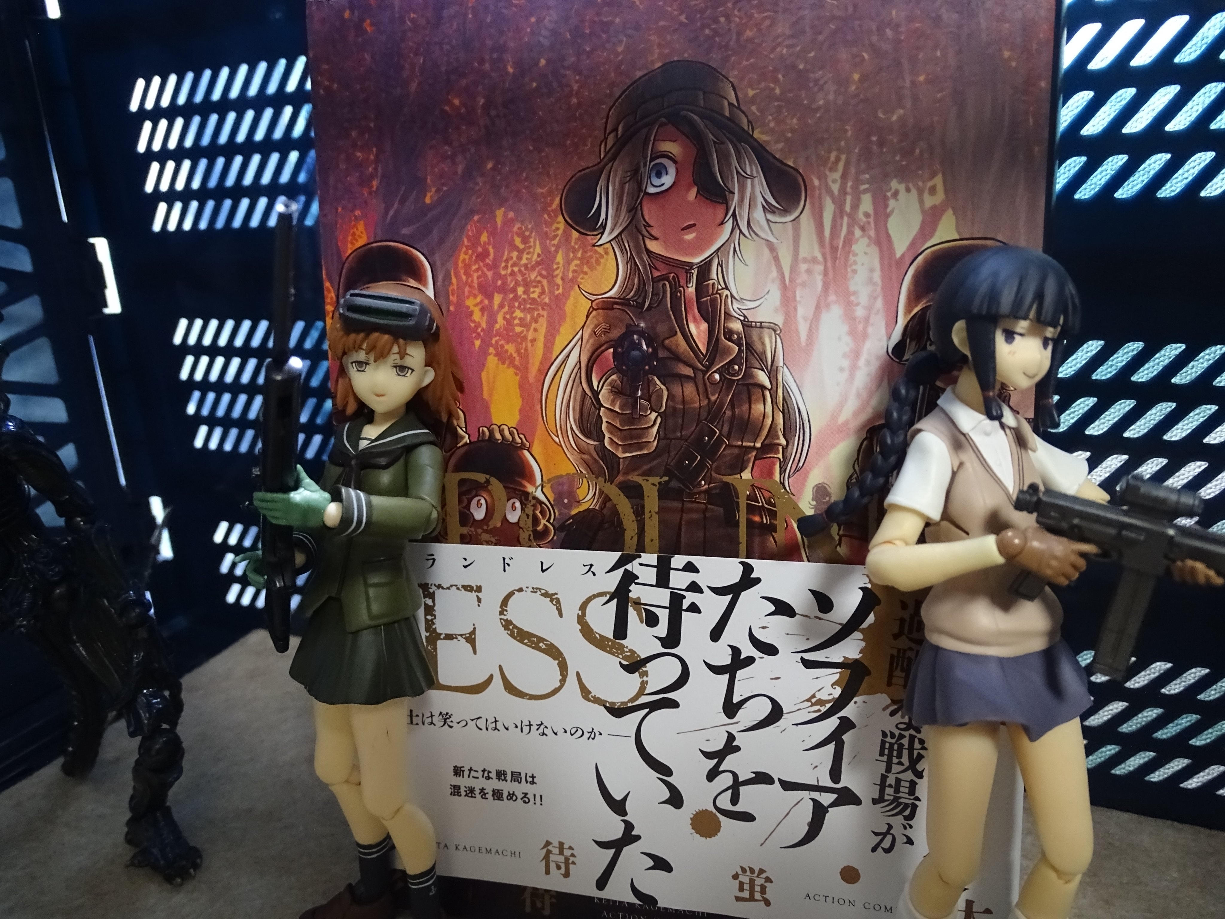 フィンキー 最近新刊が出た漫画でグランドレスという戦争漫画です 狙撃兵の話で作風は割と重めですがかつての皇国の守護者を彷彿とさせてくれますｗ 惜しむらくは新刊の発売ペースが年一であることですねぇ 3 グランドレス T Co