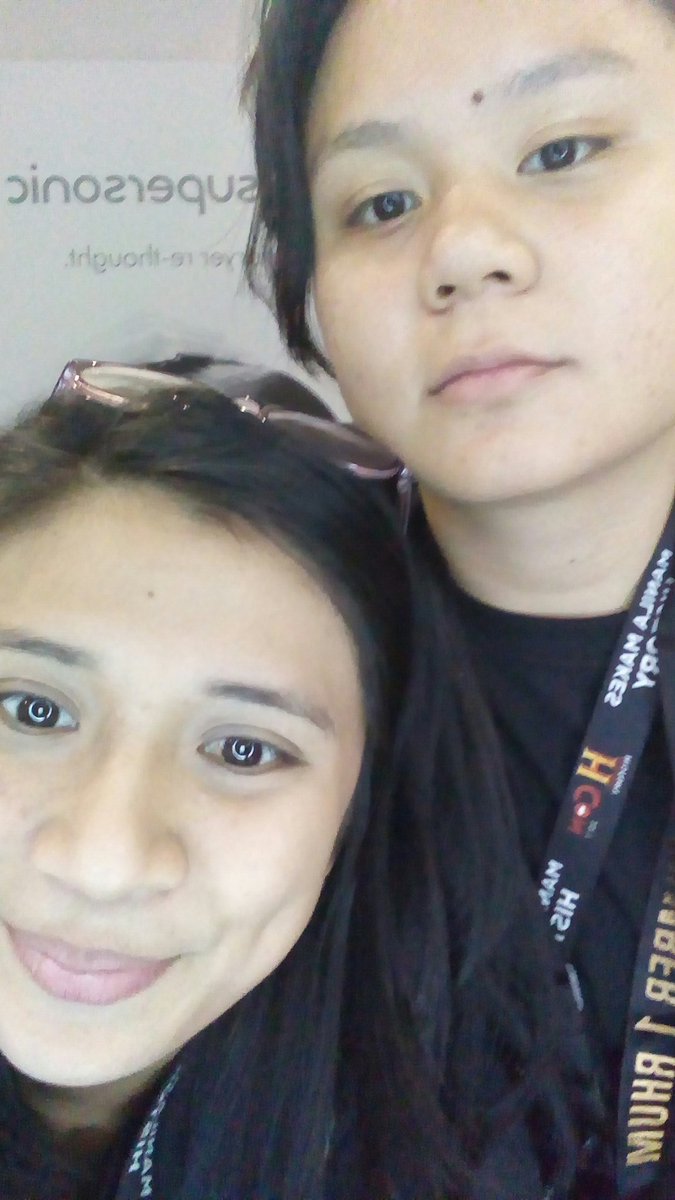 MsCharletteSJ's tweet photo. 8-year-crush finally photographed together @allyliteral π
π (#jk #halfmeant) https://t.co/qbyfH1fWnX